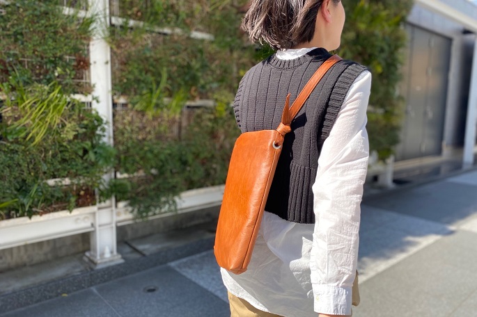 horse pit shoulder bag | SLOW - スロウ 公式サイト | 革製のバッグ 