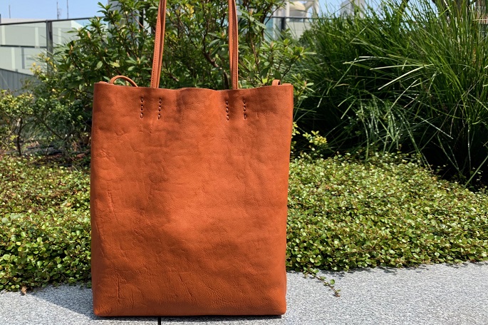 SLOW - スロウ 公式サイト | 革製のバッグ、財布 等の製造販売