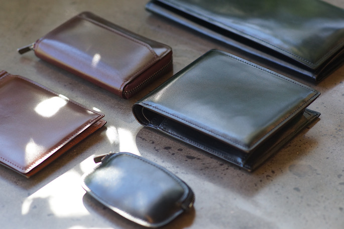 Cordovan series | SLOW - スロウ 公式サイト | 革製のバッグ、財布 等 