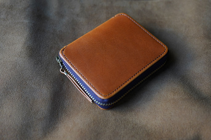 HERBIE CAMEL | SLOW - スロウ 公式サイト | 革製のバッグ、財布 等の