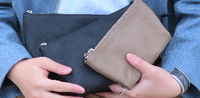 embossing leather -pouch-